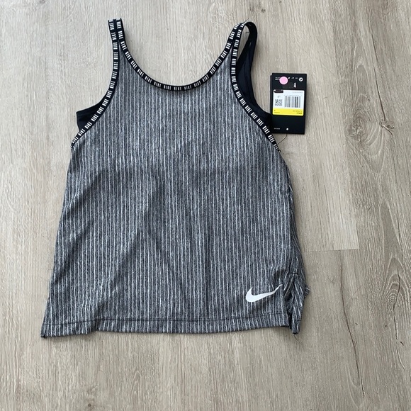 Nike Tops - Nike Tank (Never worn, still has all tags)